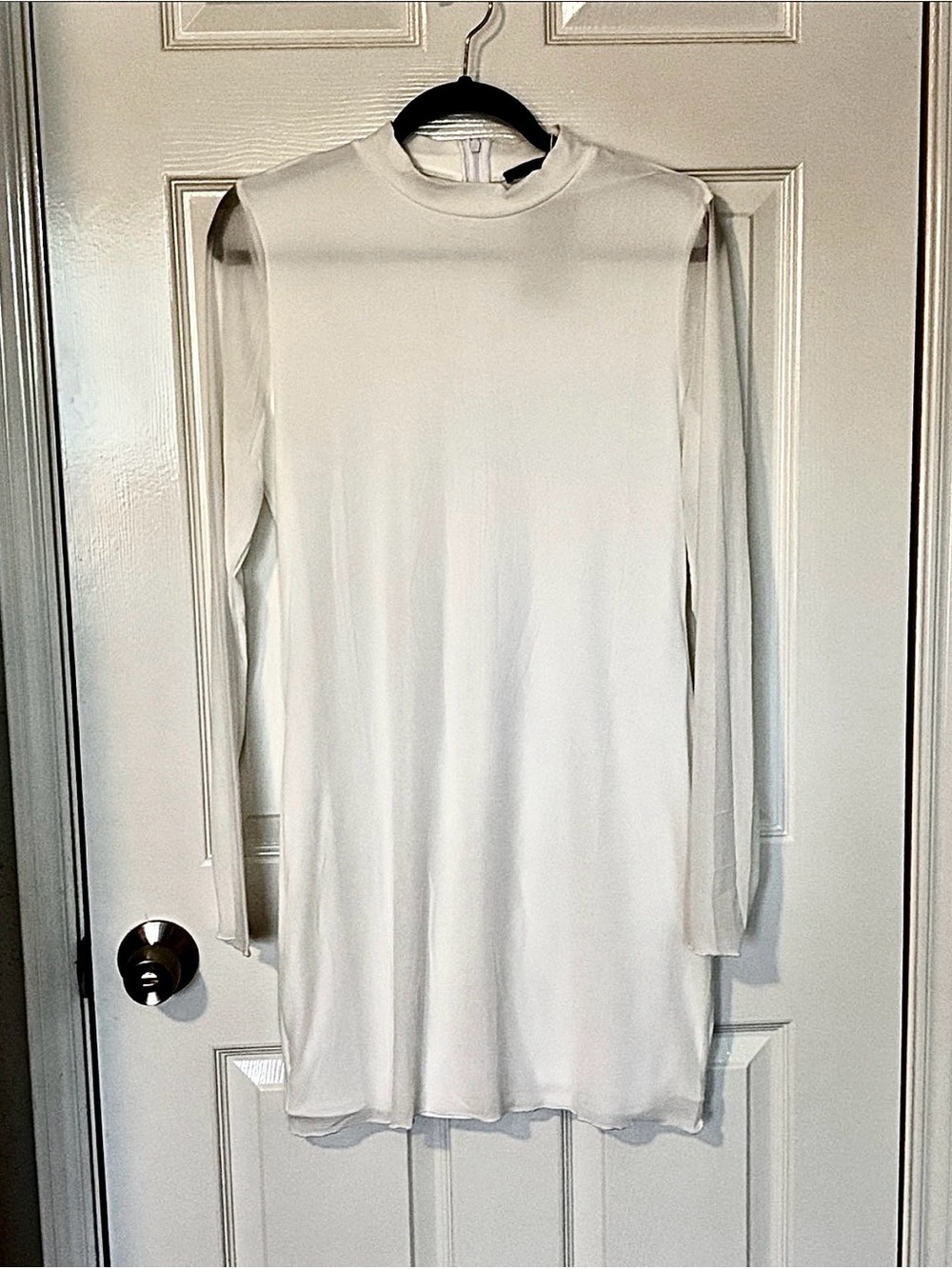 259. Ofeefan white bodycon dress size L NEW with Tags